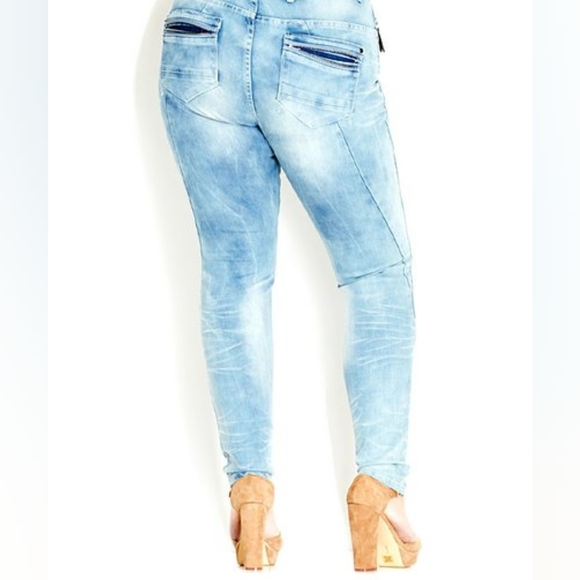 Chic Denim Distressed Blue Jeans - Picture 2 of 10